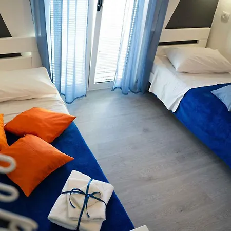 In - Sibenik Riviera 36430