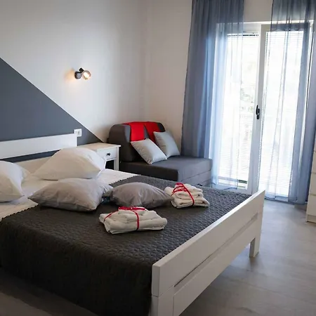 In - Sibenik Riviera 36430