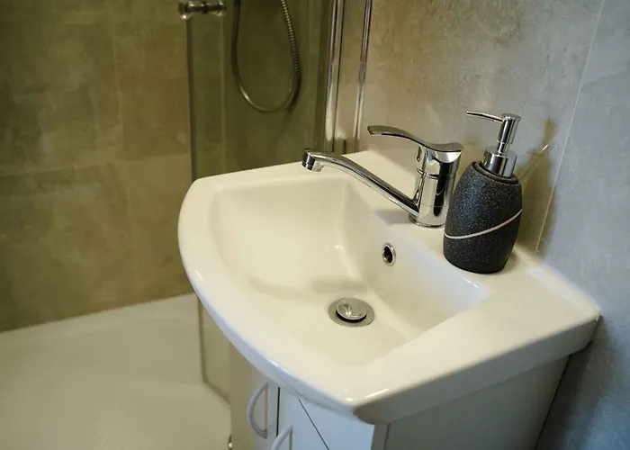 In - Sibenik Riviera 36430 פרימוסטן